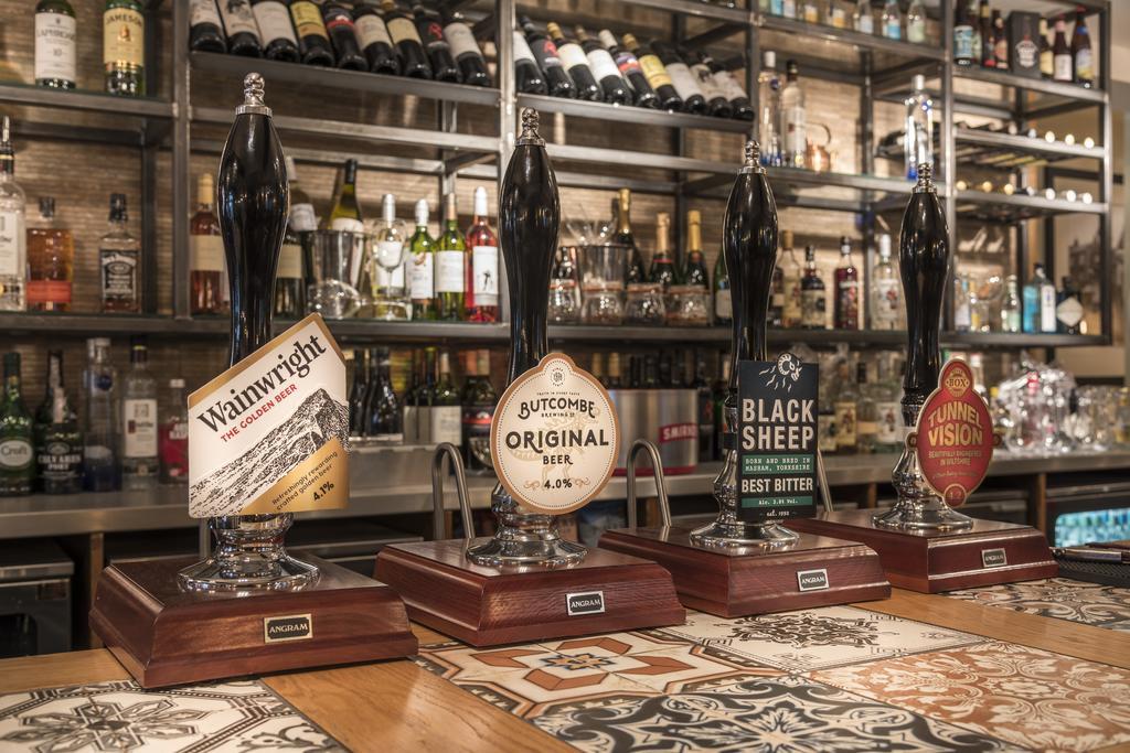 The Golden Lion Hotel, St Ives, Cambridgeshire St Ives  Buitenkant foto