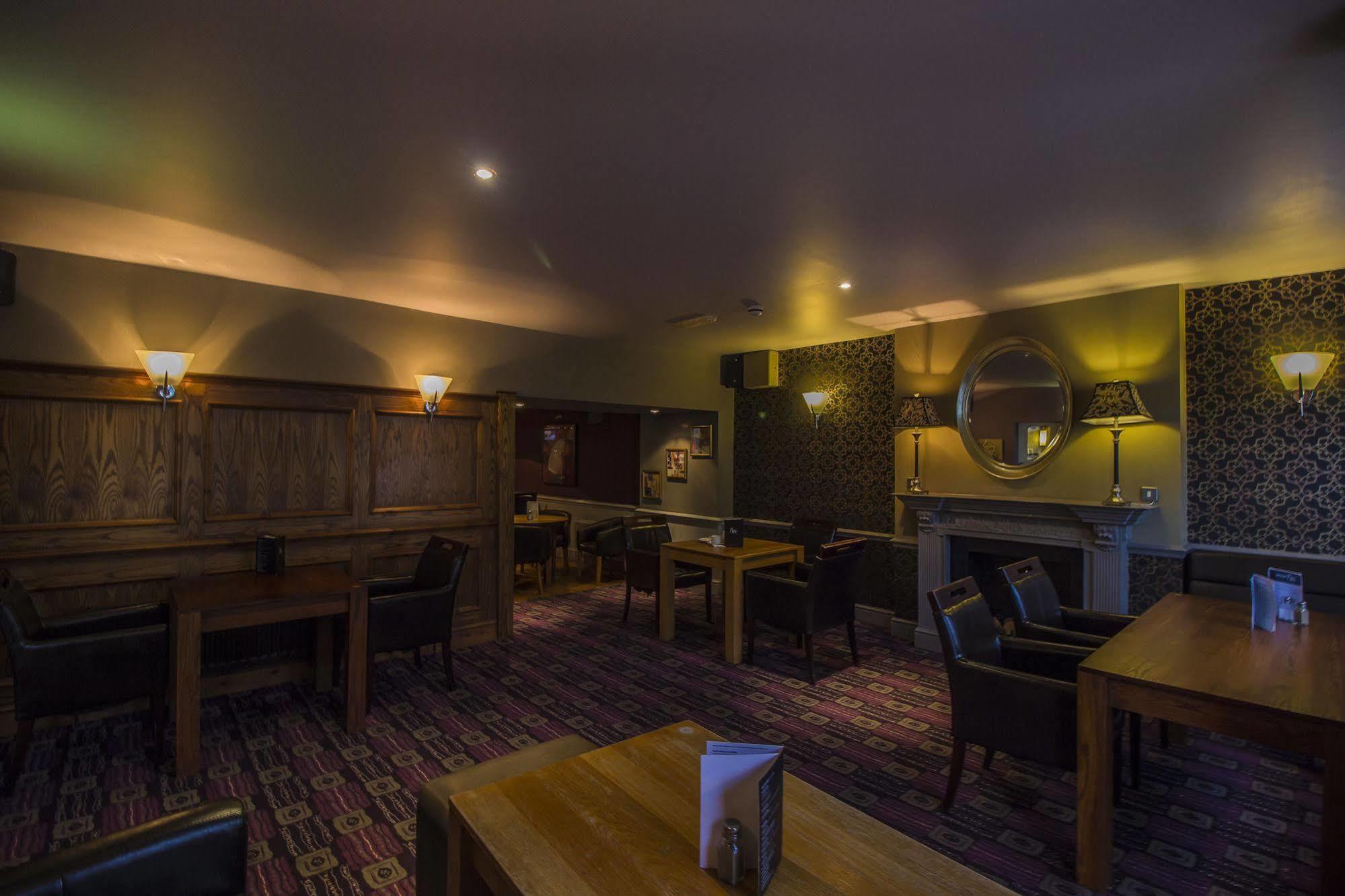 The Golden Lion Hotel, St Ives, Cambridgeshire St Ives  Buitenkant foto