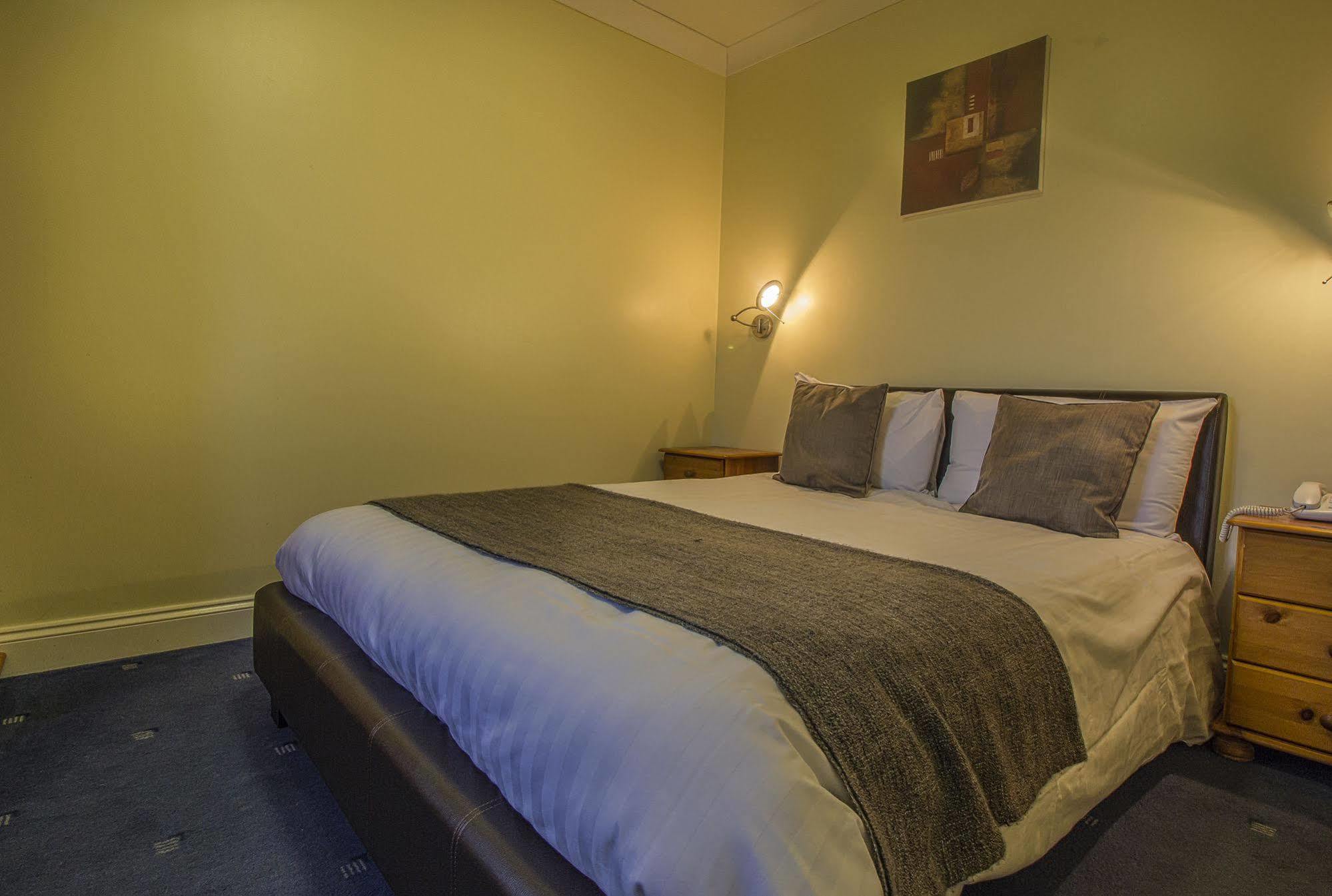 The Golden Lion Hotel, St Ives, Cambridgeshire St Ives  Buitenkant foto