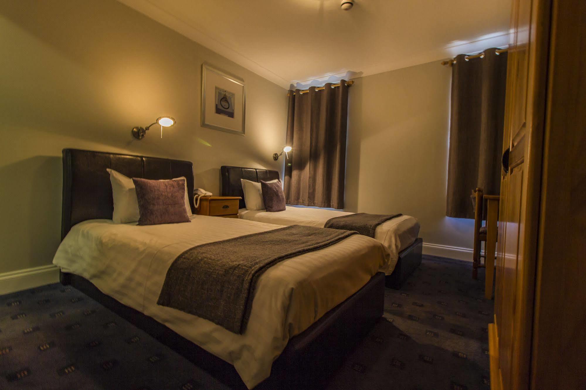 The Golden Lion Hotel, St Ives, Cambridgeshire St Ives  Buitenkant foto