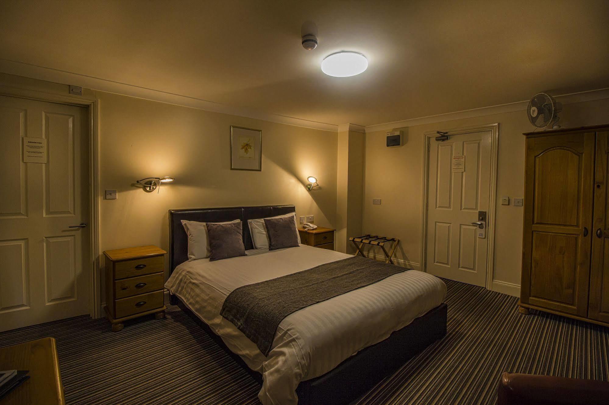 The Golden Lion Hotel, St Ives, Cambridgeshire St Ives  Buitenkant foto